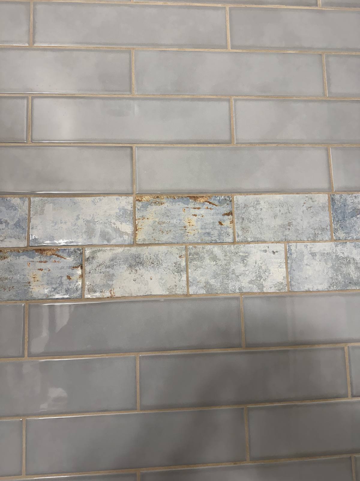 Custom shower with accent tile